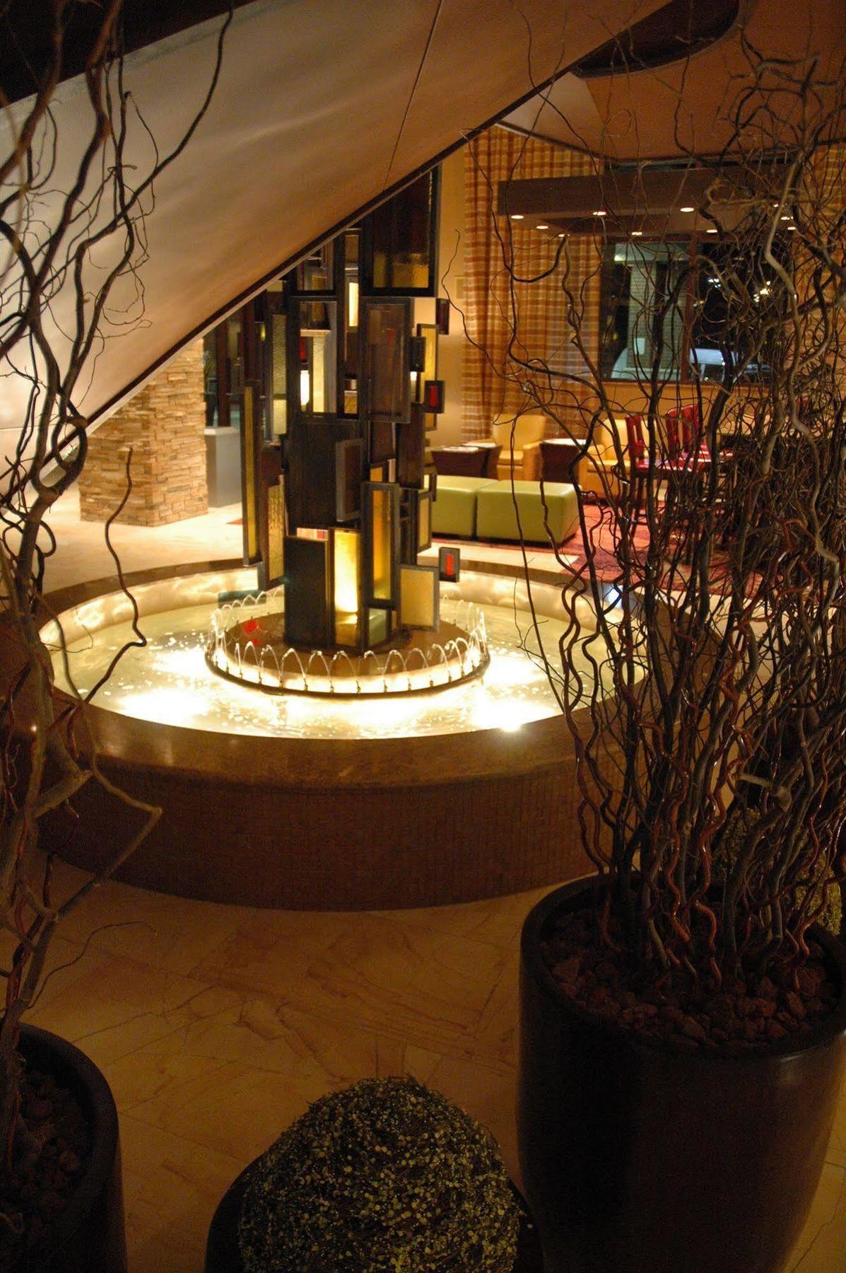 Marriott Bloomington Normal Hotel And Conference Center Exterior photo